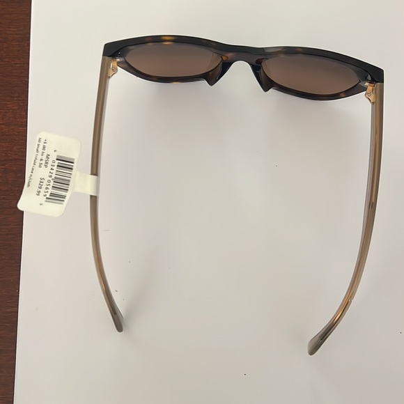 Maui Jim stylish sunglasses brown